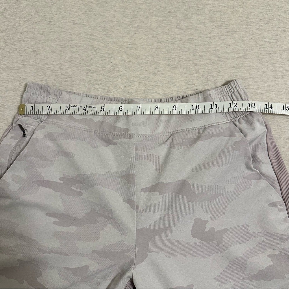 Athleta Women's Brooklyn Lined Camo Joggers - Gray and Lavender - Picture 4 of 7